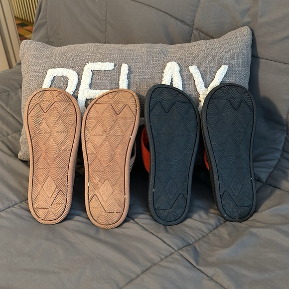 2 Pair Chaco Slides Sandals Canvas 9 Tan Beige Orange Chili Pepper. - Picture 6 of 6